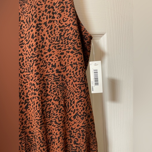 NWT: Amazon Essentials Cheetah Terry Fleece Romper Size XL - Picture 6 of 8